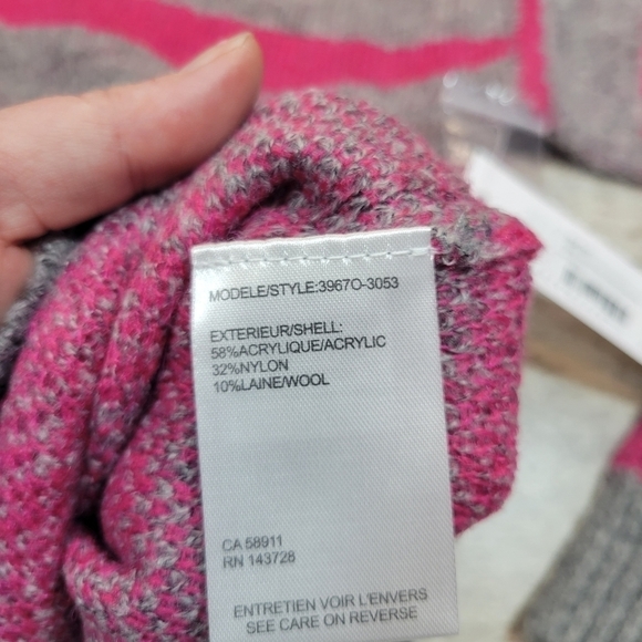 Tribal Hot Pink Zebra Tiger Stripe Knit Sweater Size XS - Picture 9 of 9